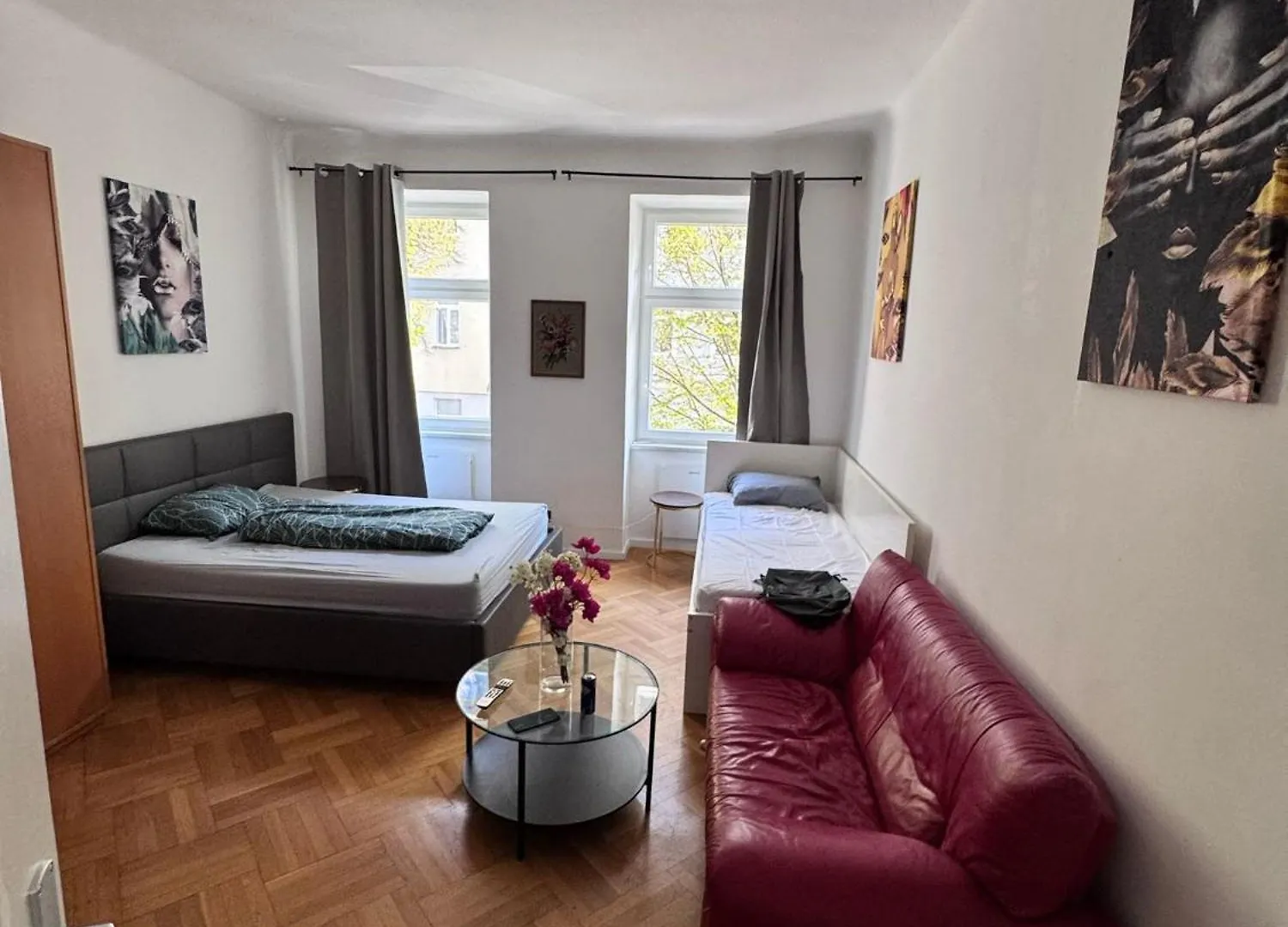 Spacious Apartment In Praterstern Area Es Wien